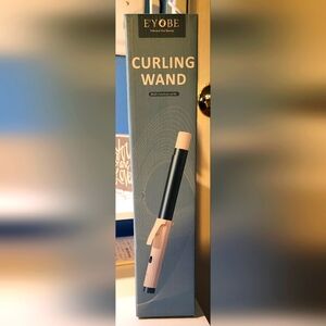 E'yobe Curling Wand FabFitFun item